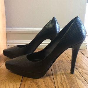 Nine West Never Worn Black Pumps
